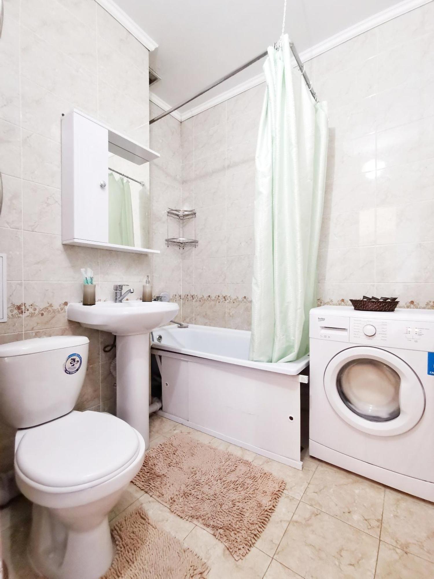 Apartment Dzhetysuskaya 4