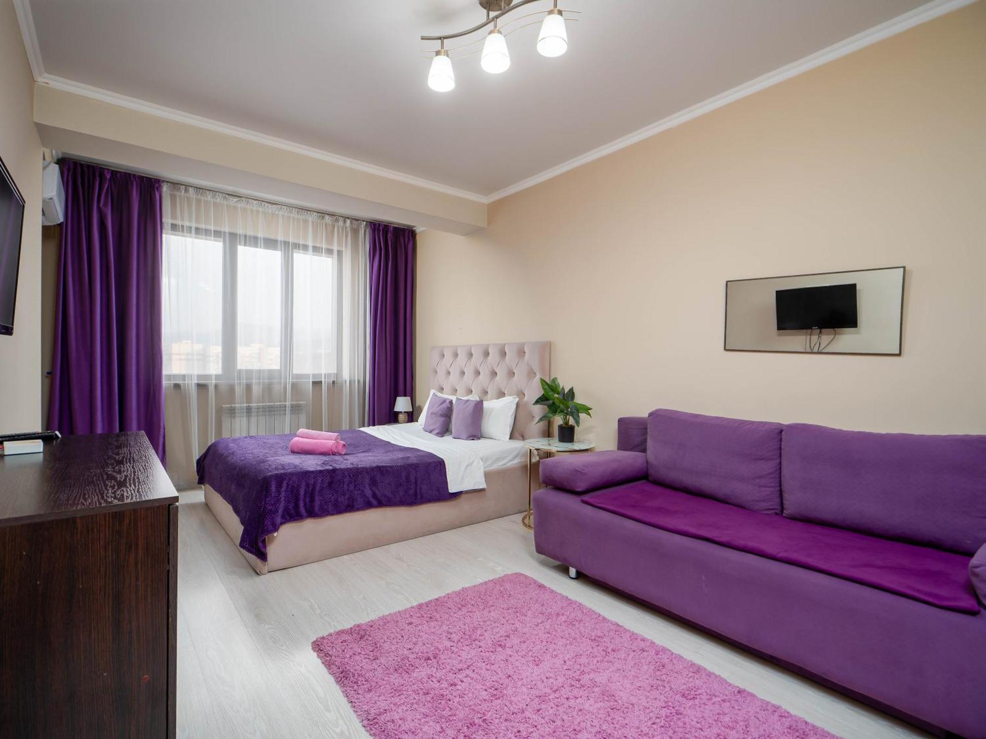 Apartment Dzhetysuskaya 4